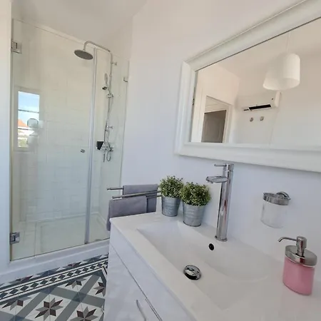 Maria Saudade - Bright & Spacious With Views In The Heart Of Διαμέρισμα Σίντρα