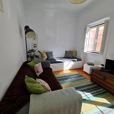 Maria Saudade - Bright & Spacious With Views In The Heart Of Σίντρα