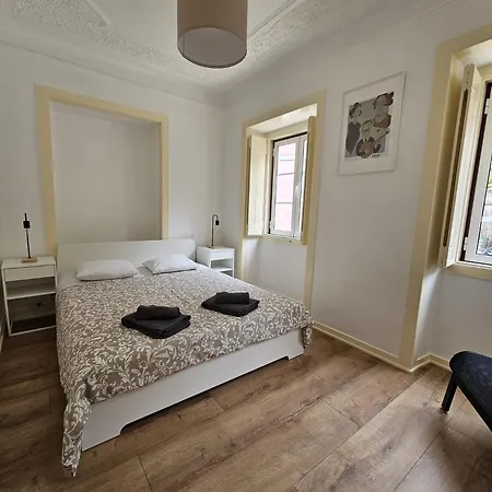 Maria Saudade - Bright & Spacious With Views In The Heart Of Σίντρα