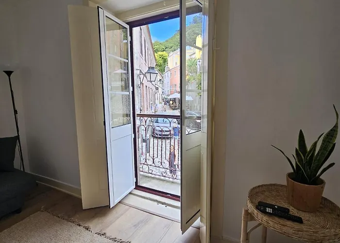 شقة Maria Saudade - Bright & Spacious With Views In The Heart Of سينترا