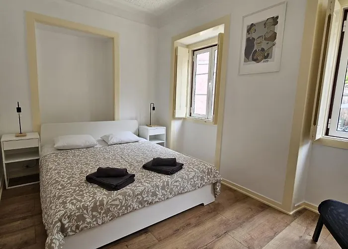 Maria Saudade - Bright & Spacious Apartment With Views In The Heart Of Sintra Sintra