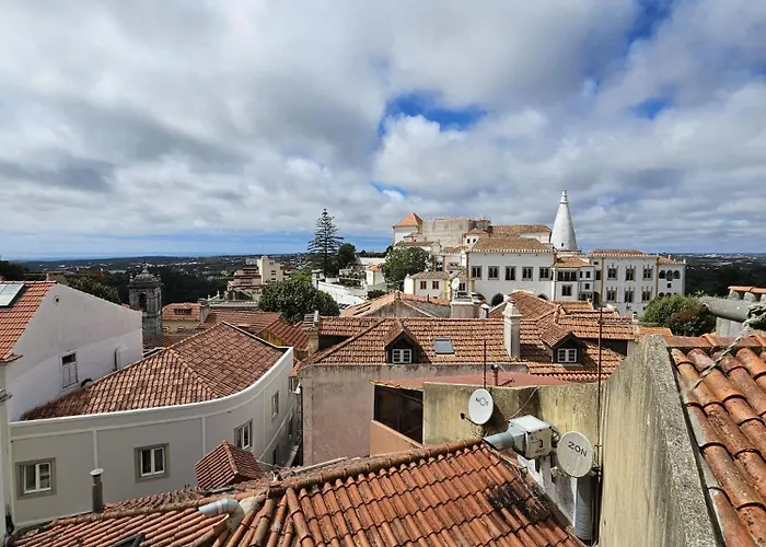 Maria Saudade - Bright & Spacious Apartment With Views In The Heart Of Sintra