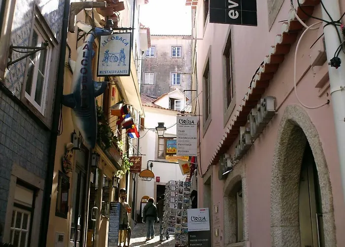 Maria Saudade - Bright & Spacious Apartment With Views In The Heart Of Sintra Sintra