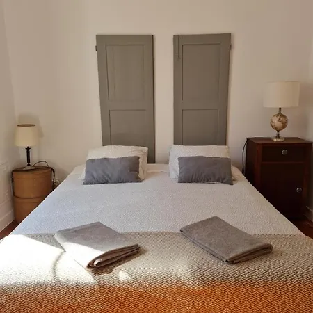 Maria Saudade Apartment